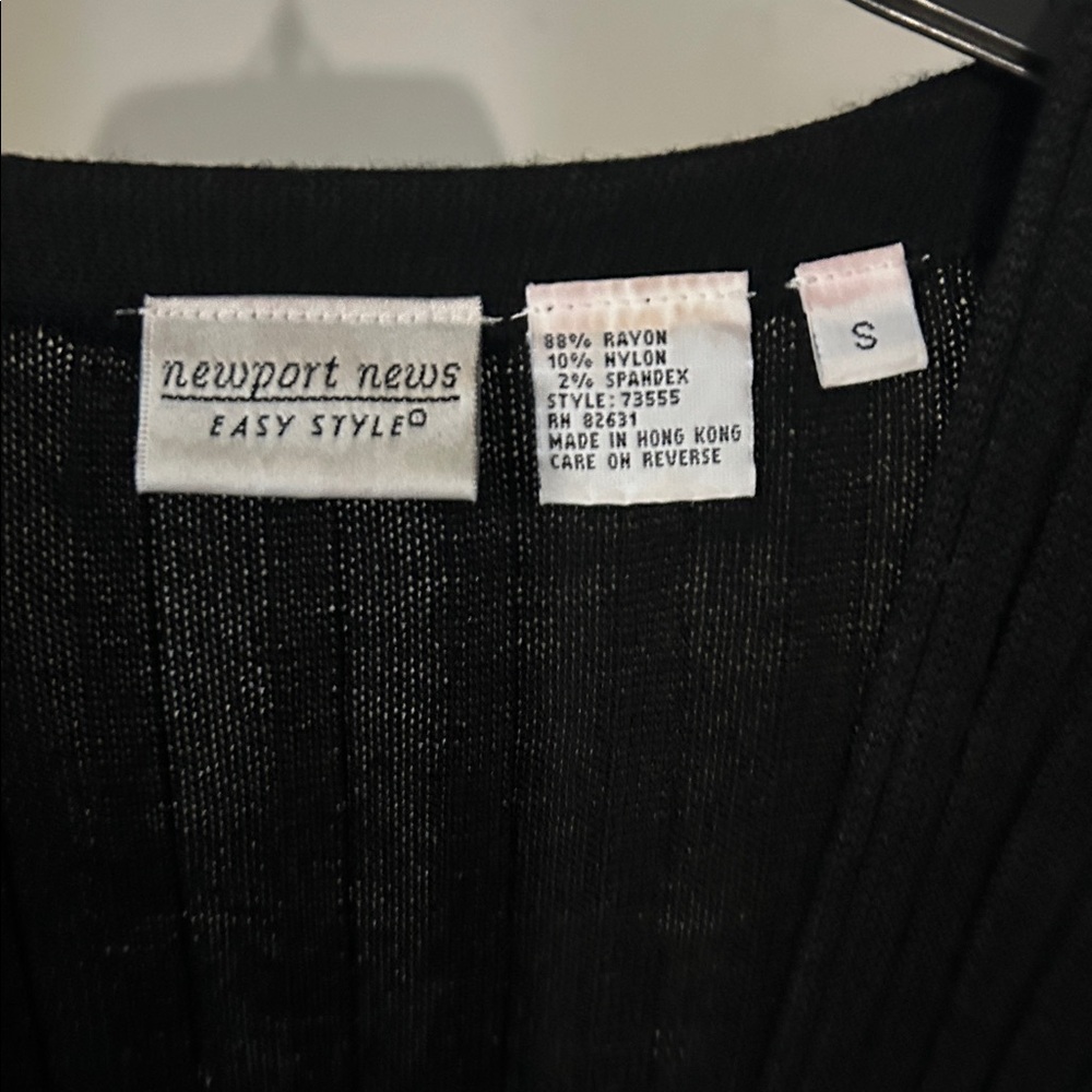 Black Ribbed Wrap-Style Top - Picture 3 of 5